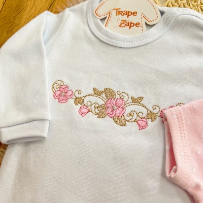 Conj. de Malha 3 Peças - Flores com Ramos Dourados - Branco e Rosa Bebê